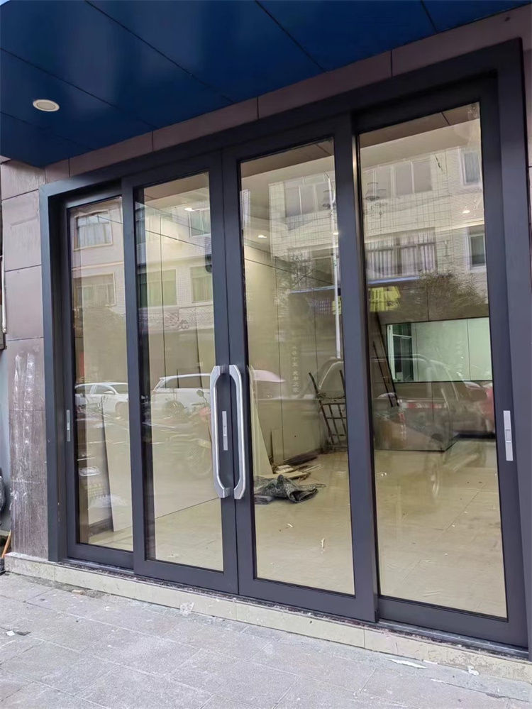 断桥铝门窗与塑钢门窗的区别是什么？